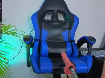 Chaturbate Live Sex Cam of edwardross_