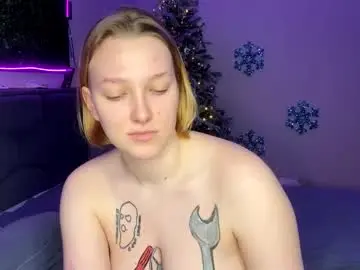 Chaturbate Nude Webcam of julielourens