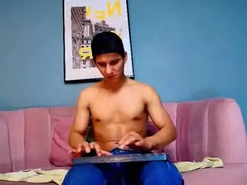 Chaturbate Sex Cam of atlas_desire