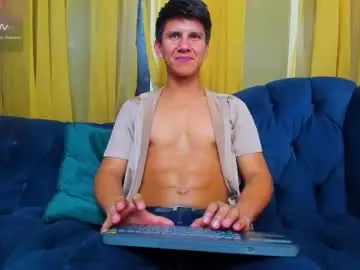 Chaturbate Nude Webcam of atlas_desire