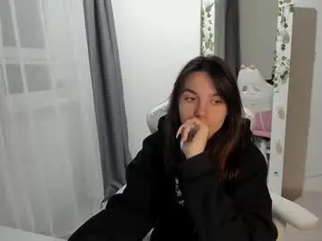 Chaturbate Live Sex Cam of kesh_mne