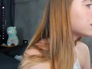 Chaturbate Best live sex cam show of mooncutie_girl