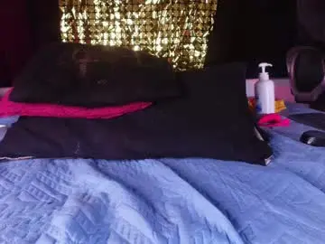 Chaturbate Live Sex Cam of shelsy_loreds