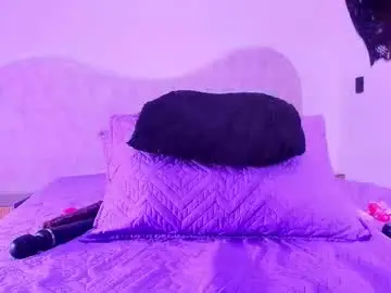 Chaturbate Adult Video Chat of shelsy_loreds