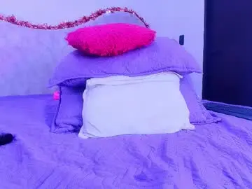 Chaturbate Live Sex of shelsy_loreds