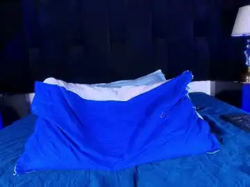 Chaturbate Adult Video Chat of shelsy_loreds
