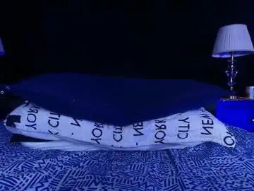 Chaturbate Live Sex of shelsy_loreds