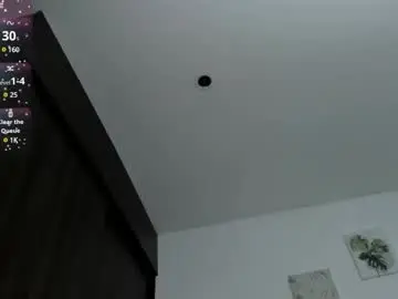 Chaturbate Live Porn of shinycrystall