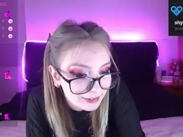 Chaturbate Nude Webcam of shysweetrish