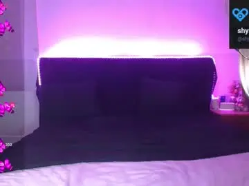 Chaturbate Live Sex Cam of shysweetrish