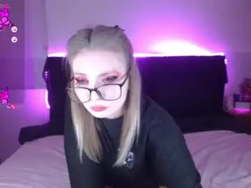 Chaturbate Best live sex cam show of shysweetrish