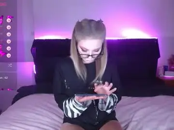 Chaturbate Sex Cam of shysweetrish