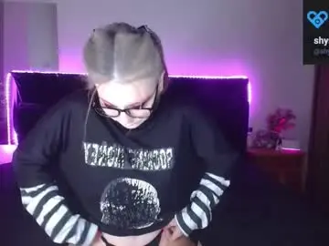 Chaturbate Live Sex of shysweetrish