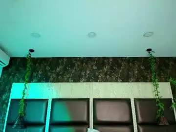 Chaturbate Free Porn Cam of strawberrymia68_