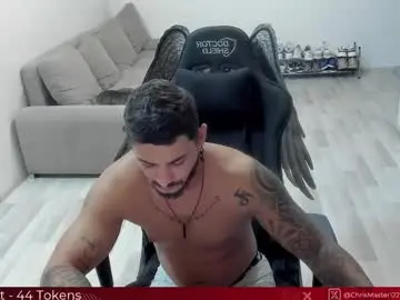 Chaturbate Live Porn of jonnyporn1
