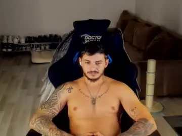 Chaturbate Sex Cam of jonnyporn1