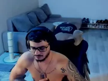 Chaturbate Live Sex Cam of jonnyporn1