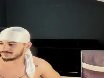 Chaturbate Live Sex of jonnyporn1