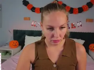 Chaturbate Best live sex cam show of lili_bruno