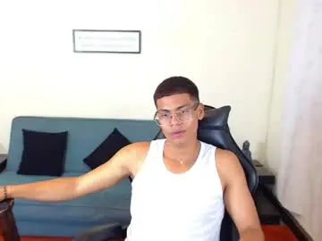 Chaturbate Live Porn of valentino_08