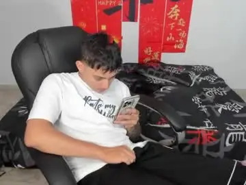 Chaturbate Best live sex cam show of wesley_boy_