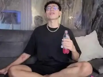 Chaturbate Sex Cam of david_laid_