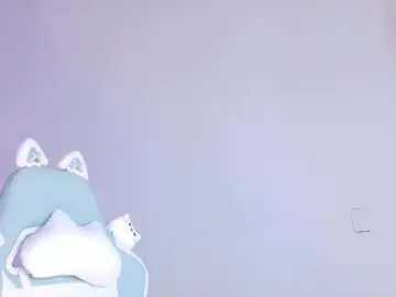 Chaturbate Live Sex Cam of ahvi_ebony