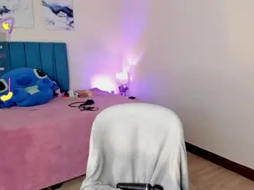 Chaturbate Best live sex cam show of ahvi_ebony