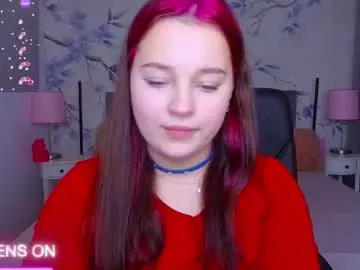 Chaturbate Live Sex Cam of cutie__cutiee_