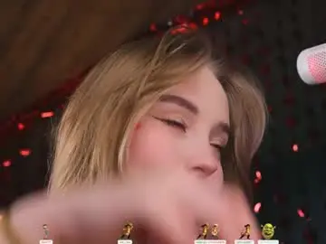 Chaturbate Live Sex Cam of lissa_meooow