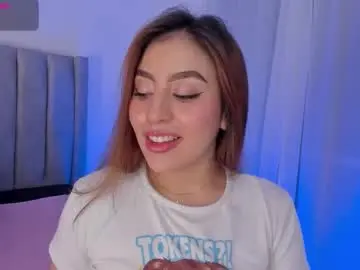 Chaturbate Live Sex Cam of maddylennon