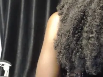 Chaturbate Live Porn of melanine_floral