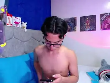 Chaturbate Watch Live Sex Cams of owenblue__