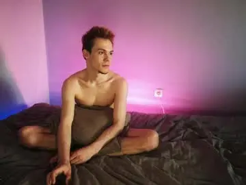 Chaturbate Free Porn Cam of red_guy1