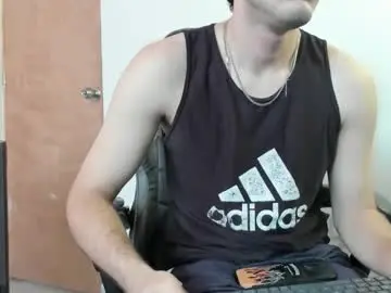 Chaturbate Live Sex Cam of leo_jones389