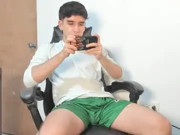 Chaturbate Private Sex Chat of leo_jones389