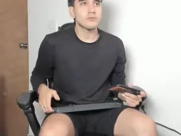 Chaturbate Free Live Porn of leo_jones389