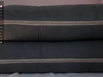 Chaturbate Live Sex Cam of cute_shine