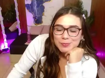 Chaturbate Live Sex Cam of isiis_tay