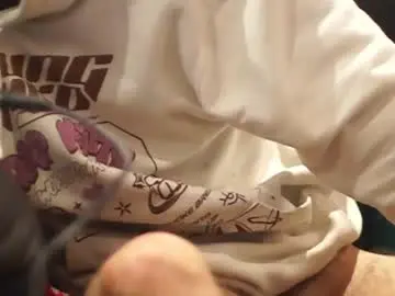 Chaturbate Live Sex Cam of jhonnygoldendick