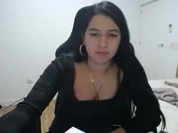 Chaturbate Live Sex Cam of costantine_helena24