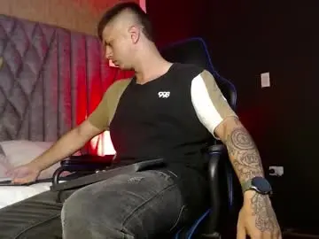 Chaturbate Nude Webcam of paulhanss