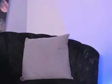 Chaturbate Watch Live Sex Cams of bryxxxon1