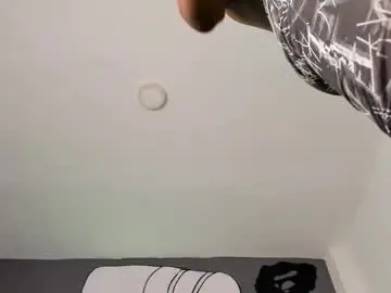 Chaturbate Free Porn Cam of bryxxxon1