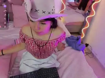 Chaturbate Adult Video Chat of isabela_tay