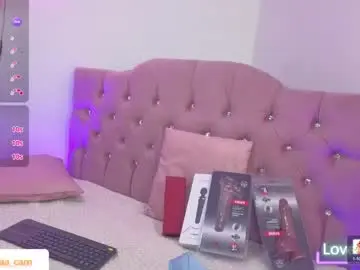 Chaturbate Live Sex Cam of isabela_tay