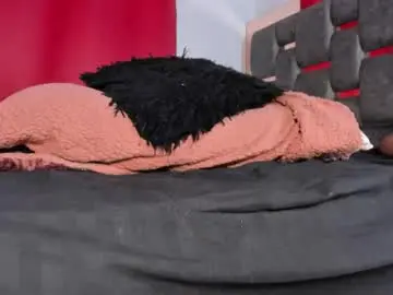 Chaturbate Sex Cam of caroline_m8