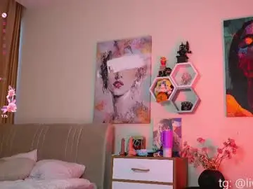 Chaturbate Live Sex Cam of lanisun