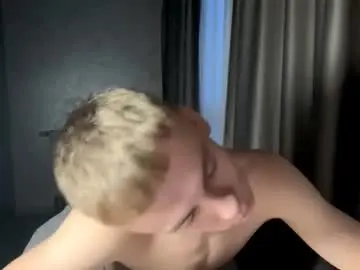 Chaturbate Watch Live Sex Cams of echowraith