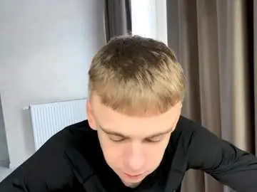 Chaturbate Live Sex Cam of echowraith